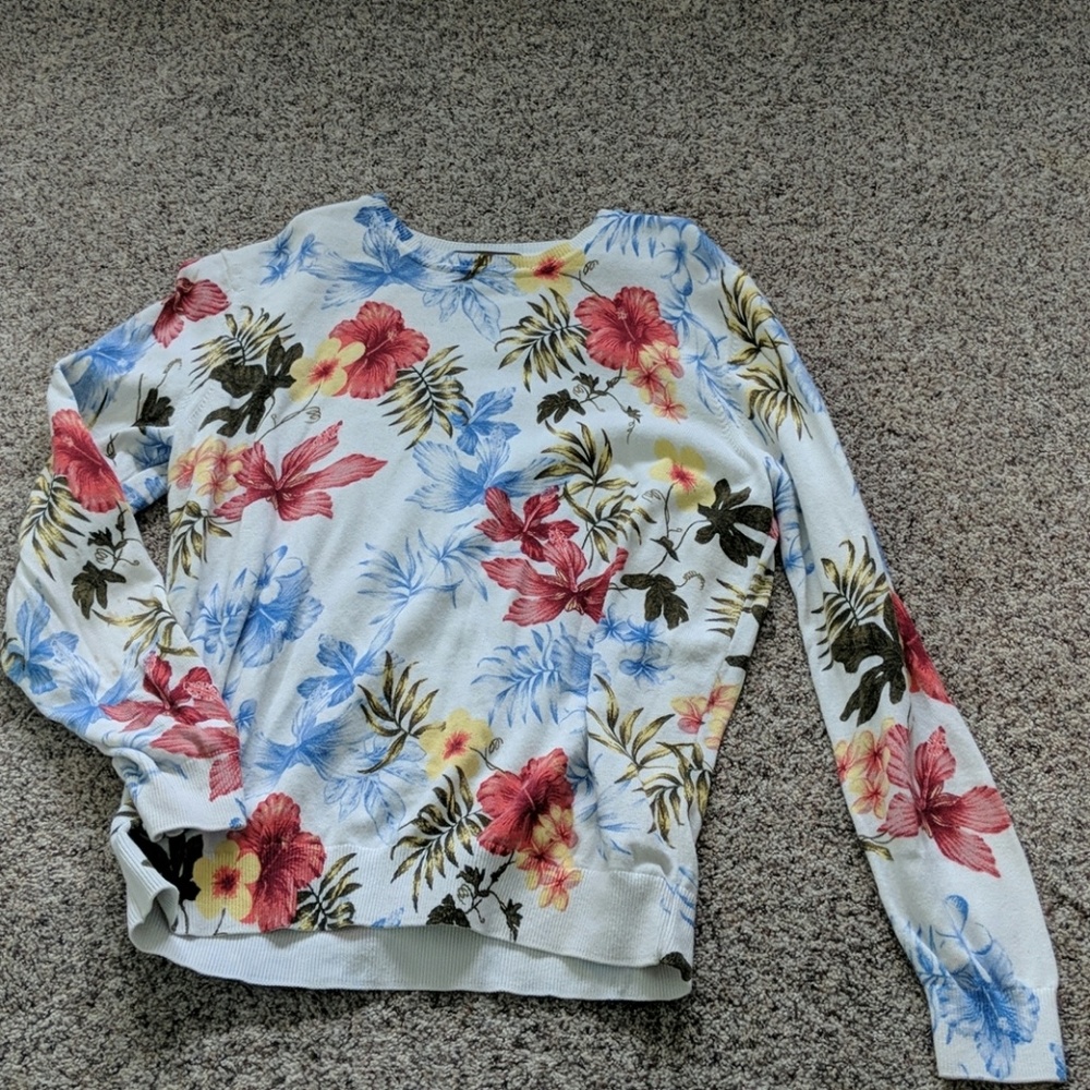 Long sleeve shirt
